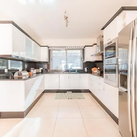 Вилла Villa Longueira Фуншал