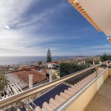 Villa Longueira